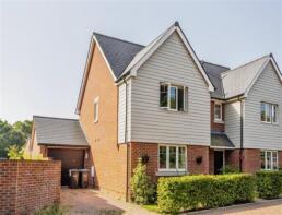 42, Beacon Crescent, Burgess Hill RH15 0ZL