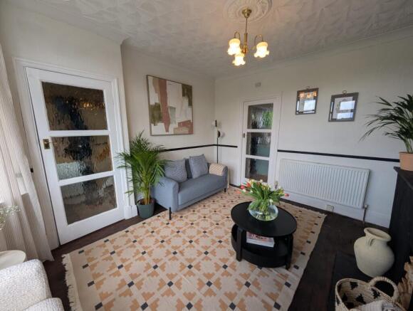 3 bed House for sale Image 4