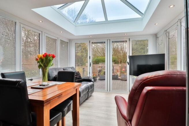 Kitchen/garden room III