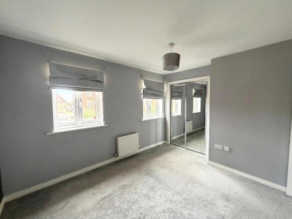 3 bed Semi-Detached for sale Image 7