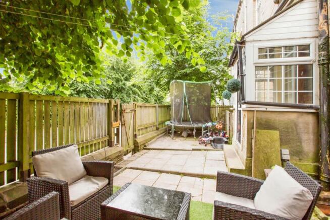 4 bed Terraced for sale Image 11