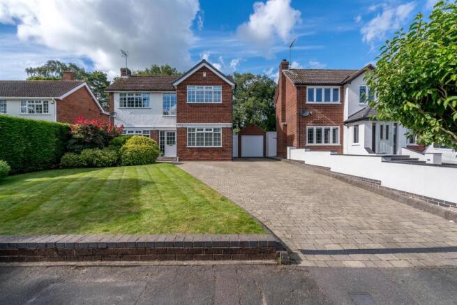 3, Ferndell Close, Cannock, Staffordshire, WS11 1H