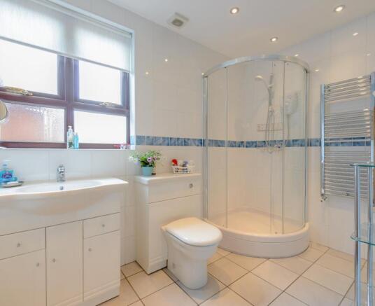 8384034-interior30-800.jpg