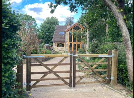 Top Orchard, Ryhill WF4