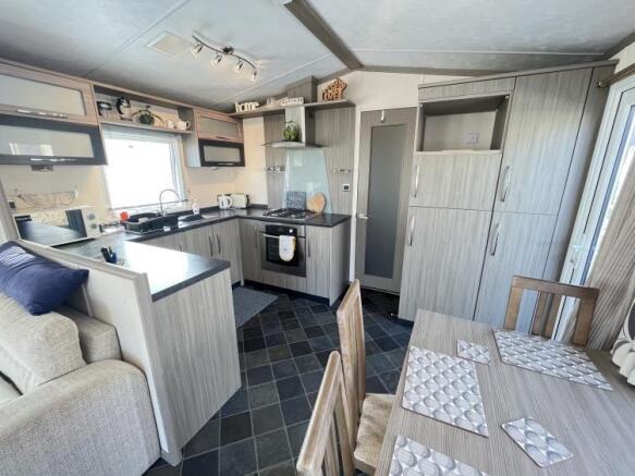 D1, Dunlin Close Suffolk Sands Caravan Park, Carr Road,  Felixstowe photo 5