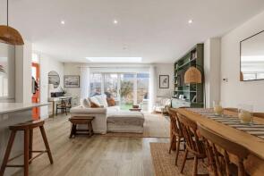 Flat B, 30, Wadham Road, London SW15 2LR