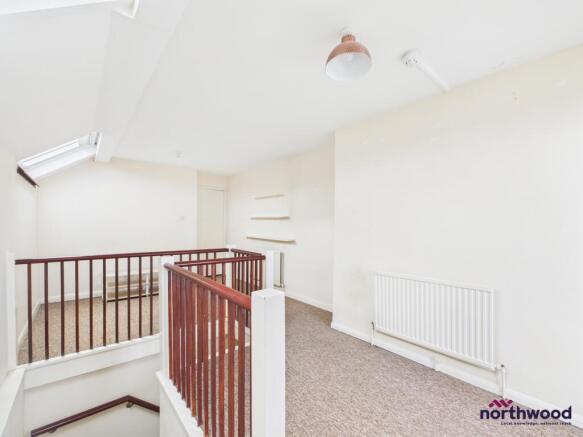Jevington Gardens, Lower Meads, Eastbourne, BN21 photo 5