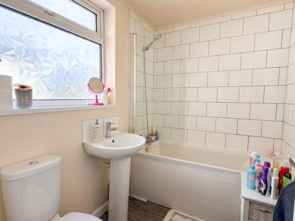 2 bed Terraced for sale Image 7