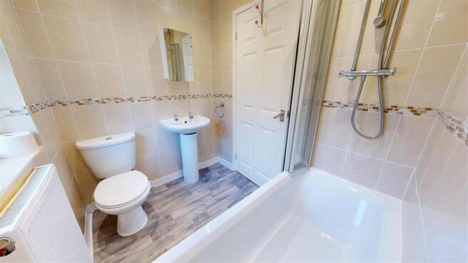 Derby Drive Bathroom
