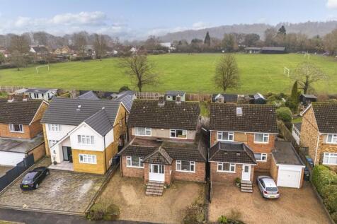 Carver Hill Road, Poets Corner, High Wycombe