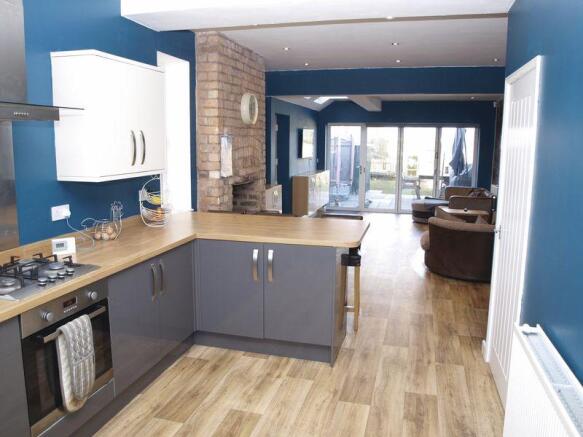 Kitchen & ...