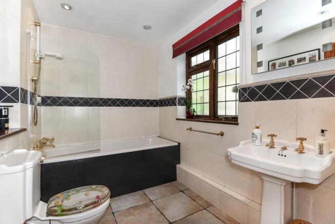 Bathroom Suite