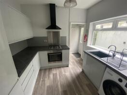 4, Castle Buildings, Forest Road, Treforest, Pontypridd CF37 1SZ
