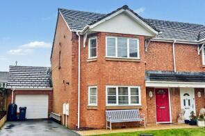 17, Camddwr Rise, Llandrindod Wells LD1 5BF