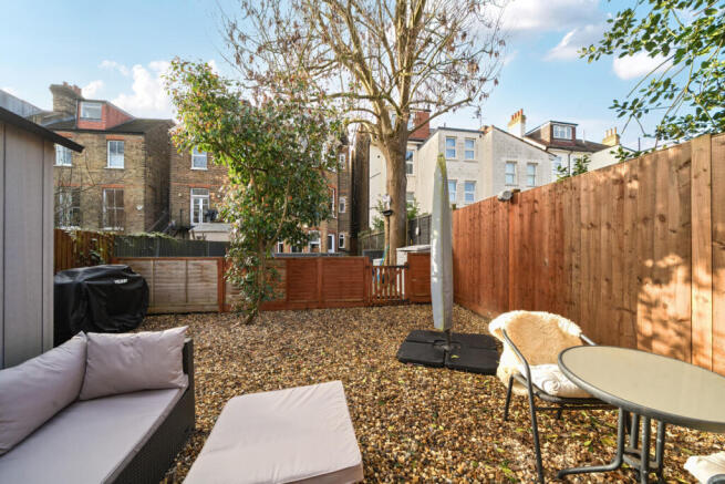 1419237-5-699d6d7...