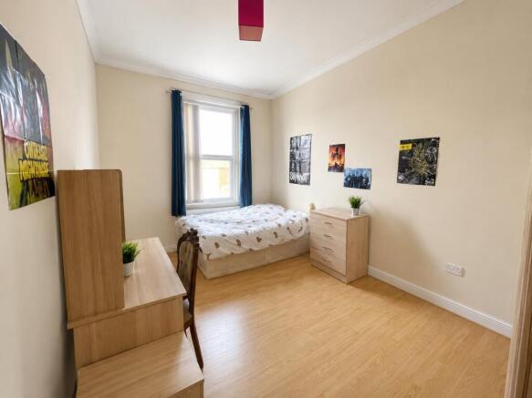 4 bedroom house bedr