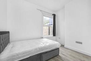 21, Crusoe Road, Mitcham CR4 3LJ