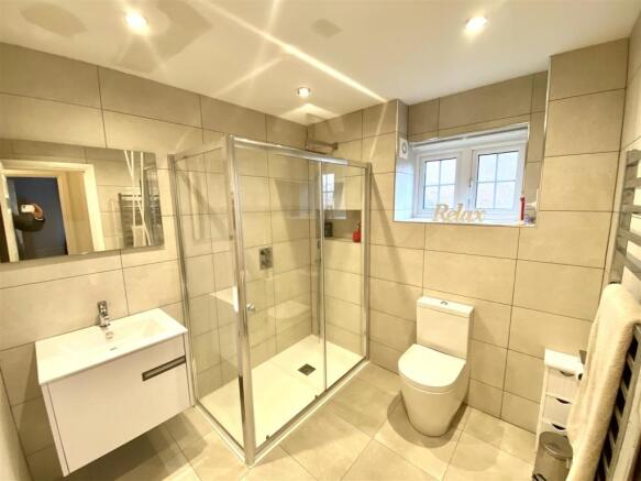 Main Bathroom ID.jpeg