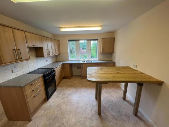 KITCHEN.jpeg
