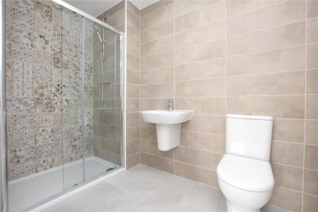 4 bed Semi-Detached for sale Image 6