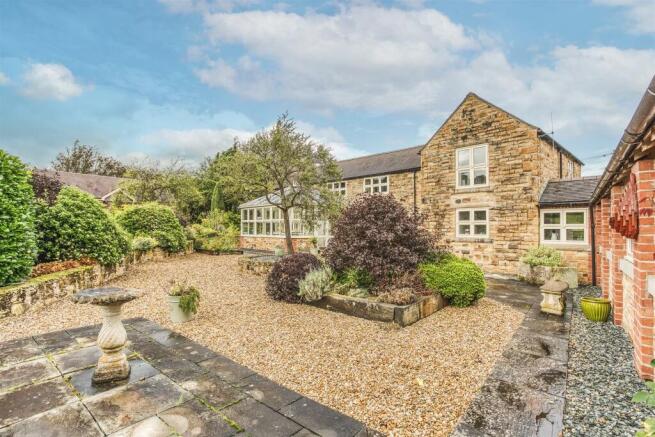Private South Facing Garden