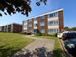 Flat 30, Sheldon Court, Bath Road, Heene, Worthing BN11 3PB
