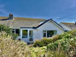 19 Tamarisk, Droskyn Way, Perranporth TR6 0DS