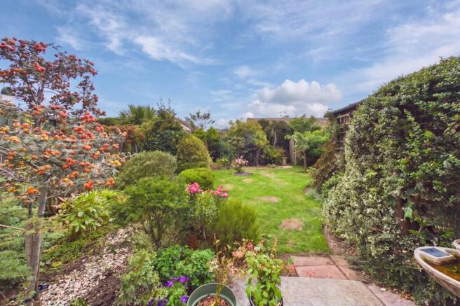 2 bed Semi-Detached Bungalow for sale Image 12