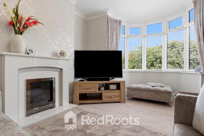 3 bed Semi-Detached for sale Image 4