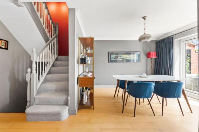 3 bed Terraced for sale Image 9