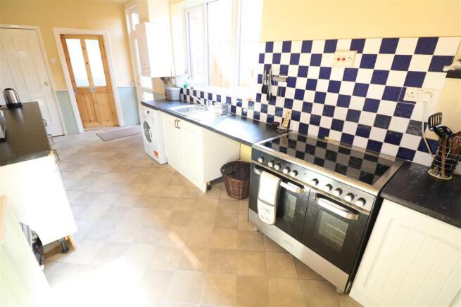 Kitchen / Breakfast Room