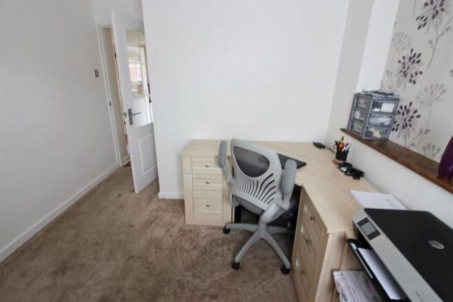 bedroom/office