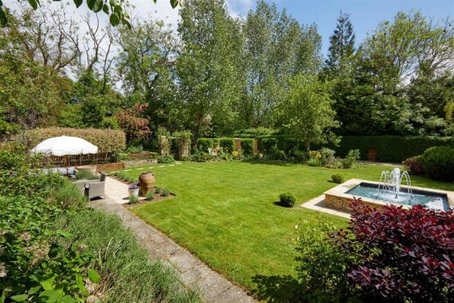 Garden 3.jpg