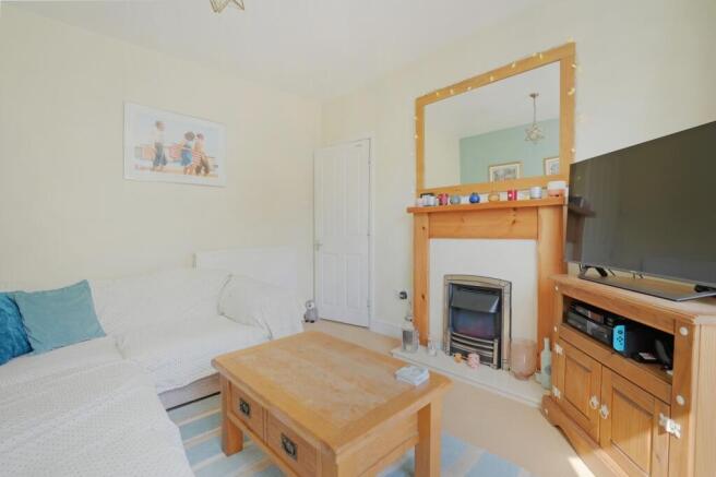 5 bed Semi-Detached for sale Image 12
