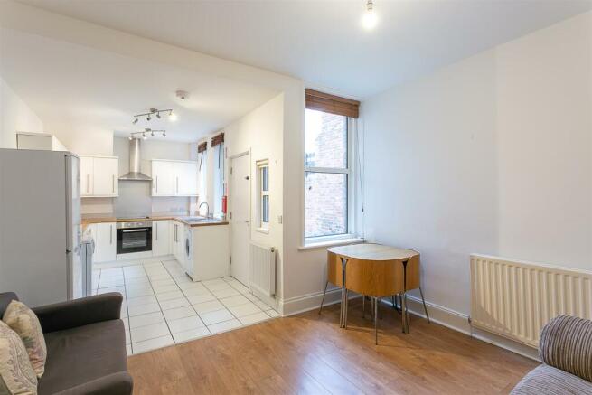 Open Plan Lounge/Kitchen