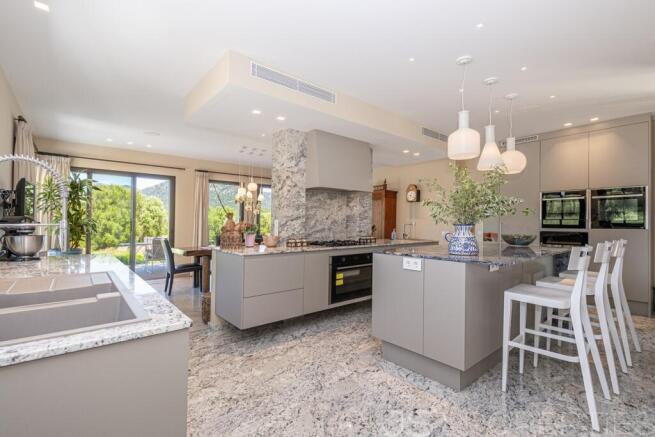Contemporary Finca with traditional annexes