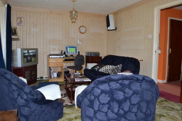 Photo 3