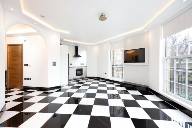 Kitchen/Reception