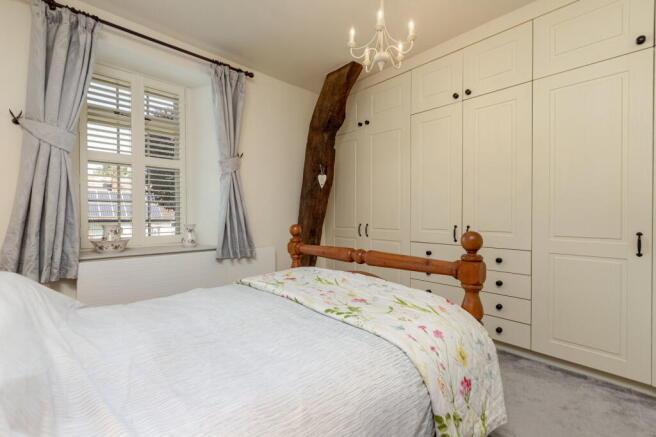2 bed Detached for sale Image 7