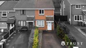 34, Stonedene Court, Heckmondwike WF16 9RJ