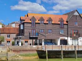 6, The Old Slipway, River Road, Arundel BN18 9EY