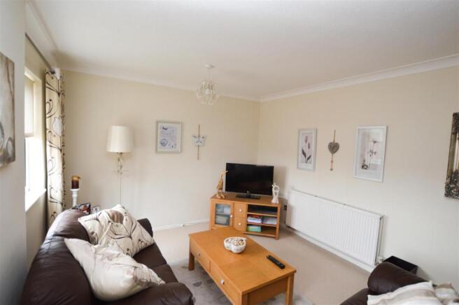 Lounge Photo 2