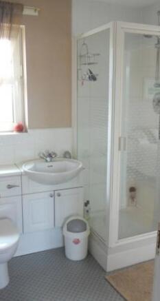 Bedroom Two/Three En Suite