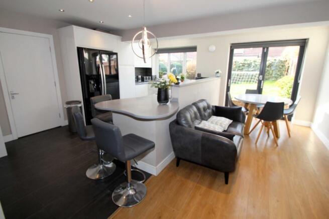 DINING KITCHEN