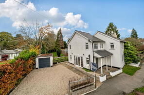 1, Laurel Cottages, Kennel Lane, Windlesham GU20 6AA