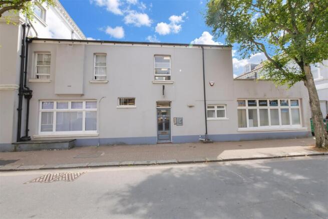 Office 1 24 Liverpool Front Pic.jpg