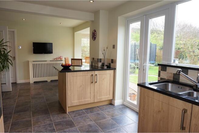 Kitchen / Breakfast