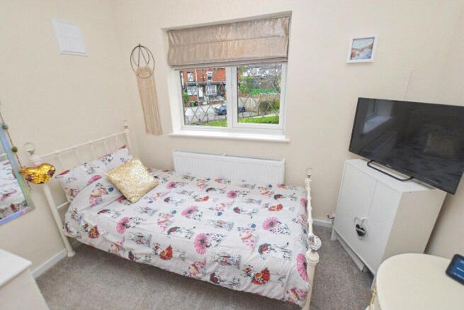 3 bed Semi-Detached for sale Image 8