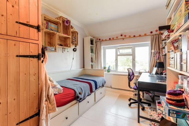 Bedroom 2 (Double)