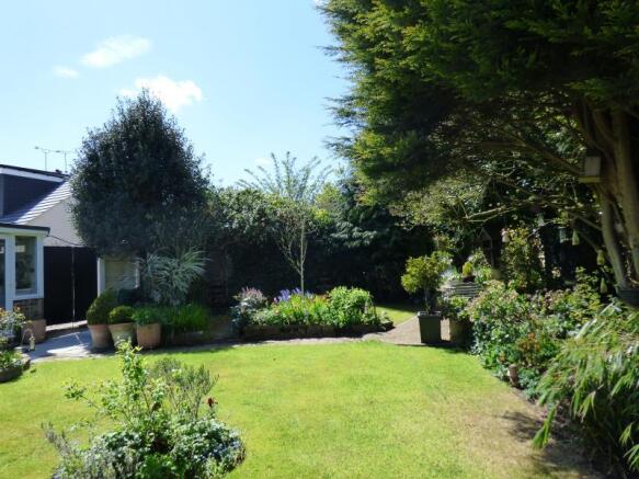 Attractive Garden